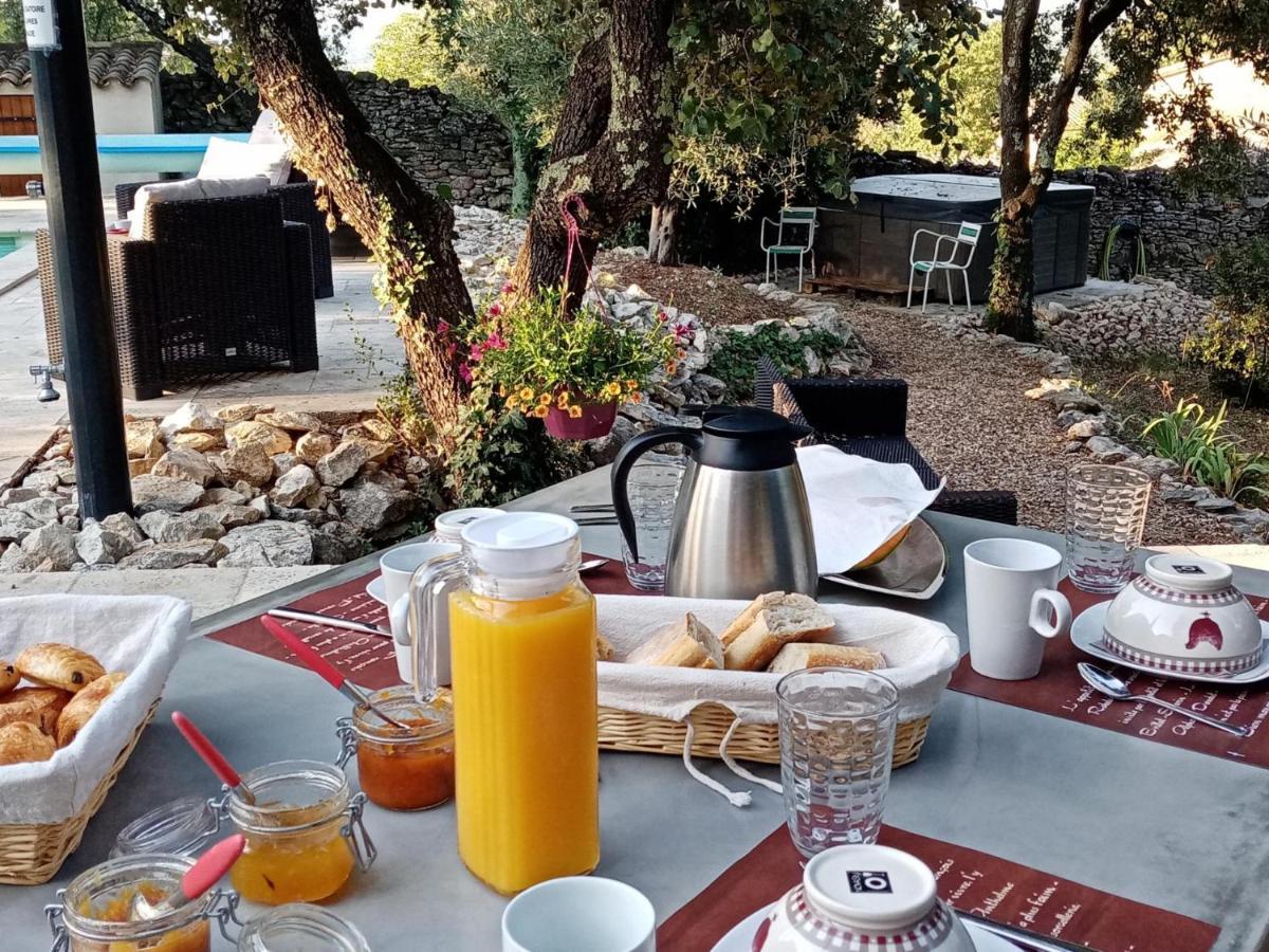 L'Atelier Bed & Breakfast Saint-Maximin  Ngoại thất bức ảnh